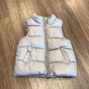 Old Navy- Gray puffer vest- size 18-24m